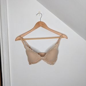 Natori Lace Trim Bra in Beige